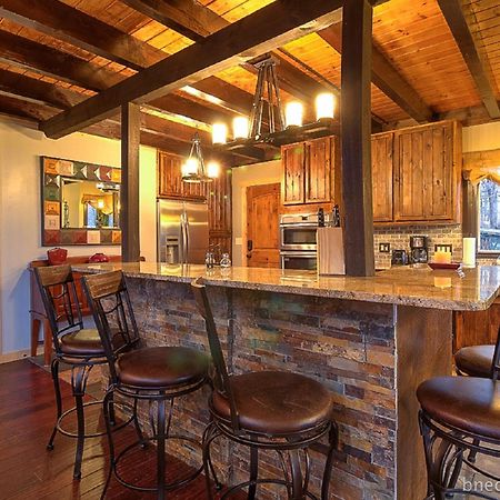 Willa Bear Necessities, Luxury 5Bd Mtn Views, Hot Tub, Many Bear Sightings Gatlinburg Zewnętrze zdjęcie